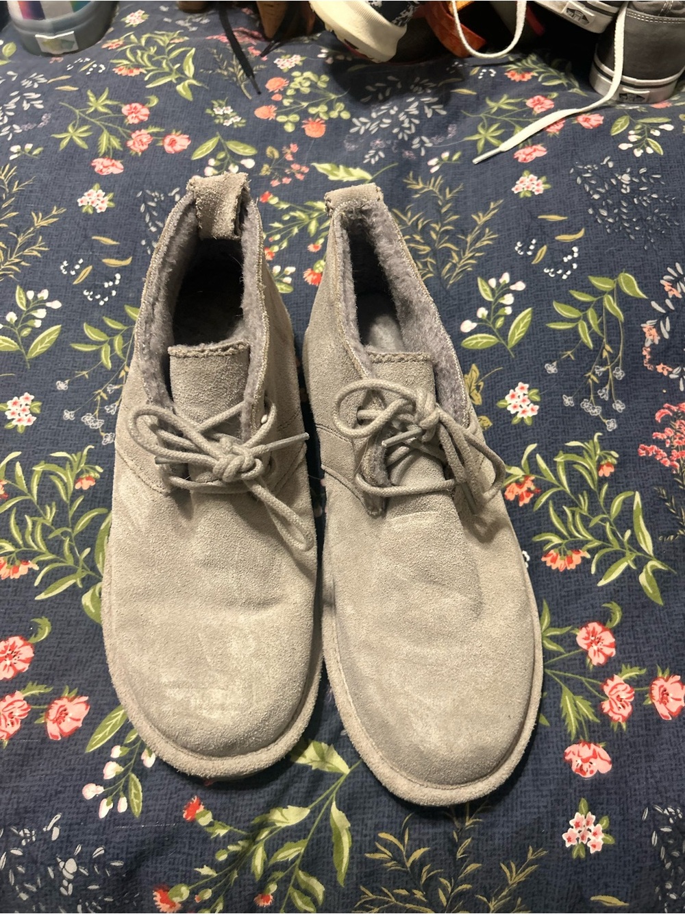 Women’s Casual Suede Lace-Up Chukka Boots in Light Gray BearPaw